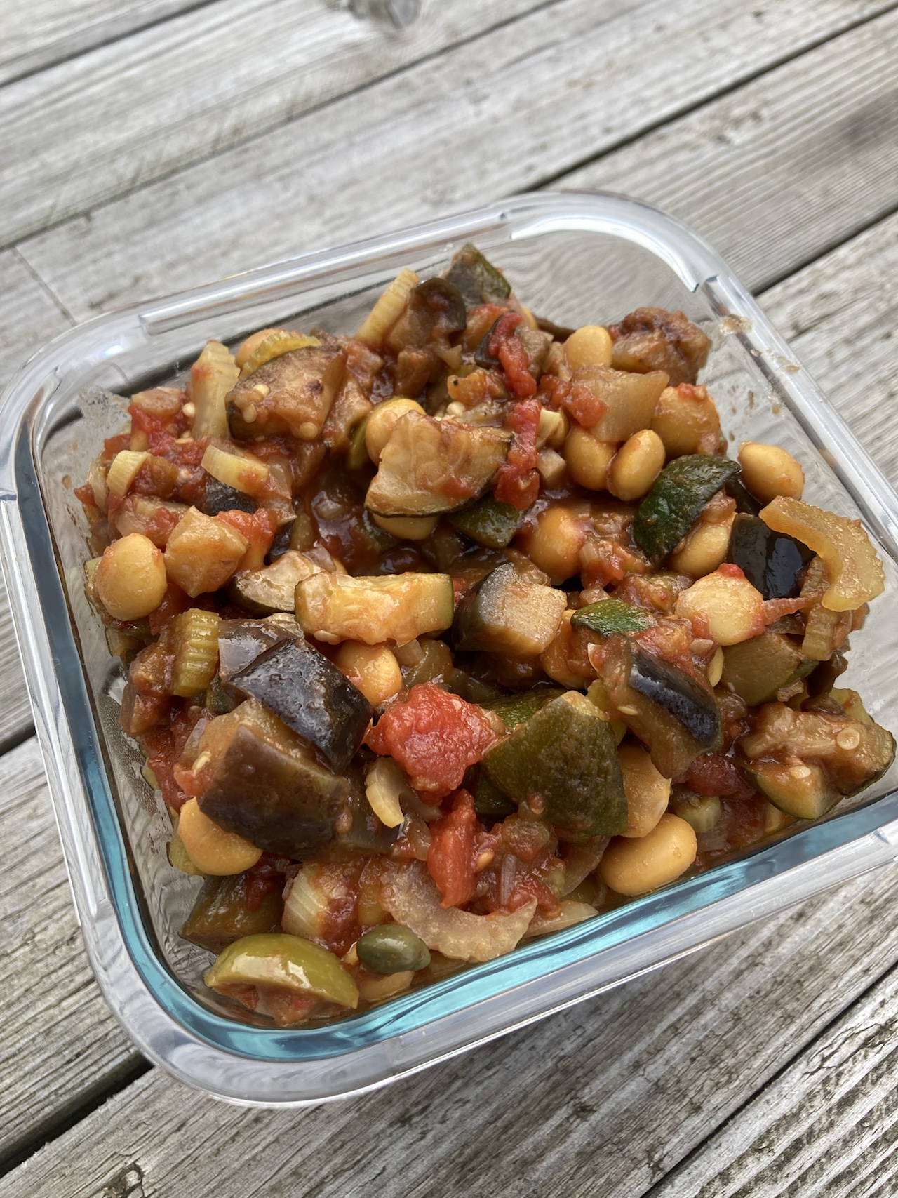 Caponata mit Lupinen