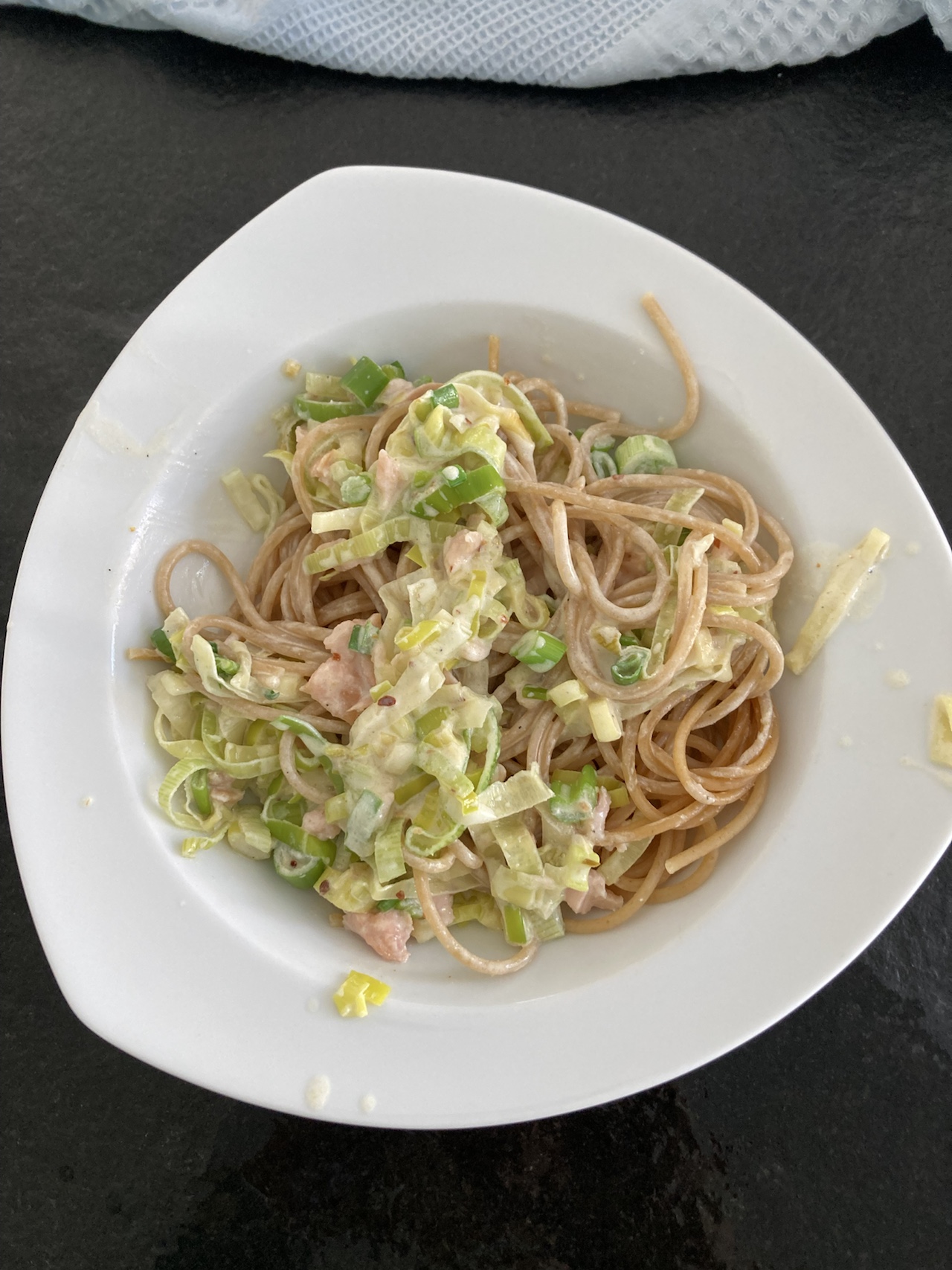 Spaghetti mit Lauch & Frischkäse