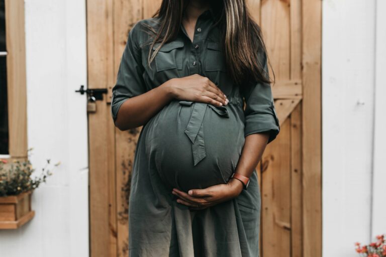 Schmeckt mein Baby im Bauch schon mit? Wie Geschmacksprägung in der Schwangerschaft funktioniert